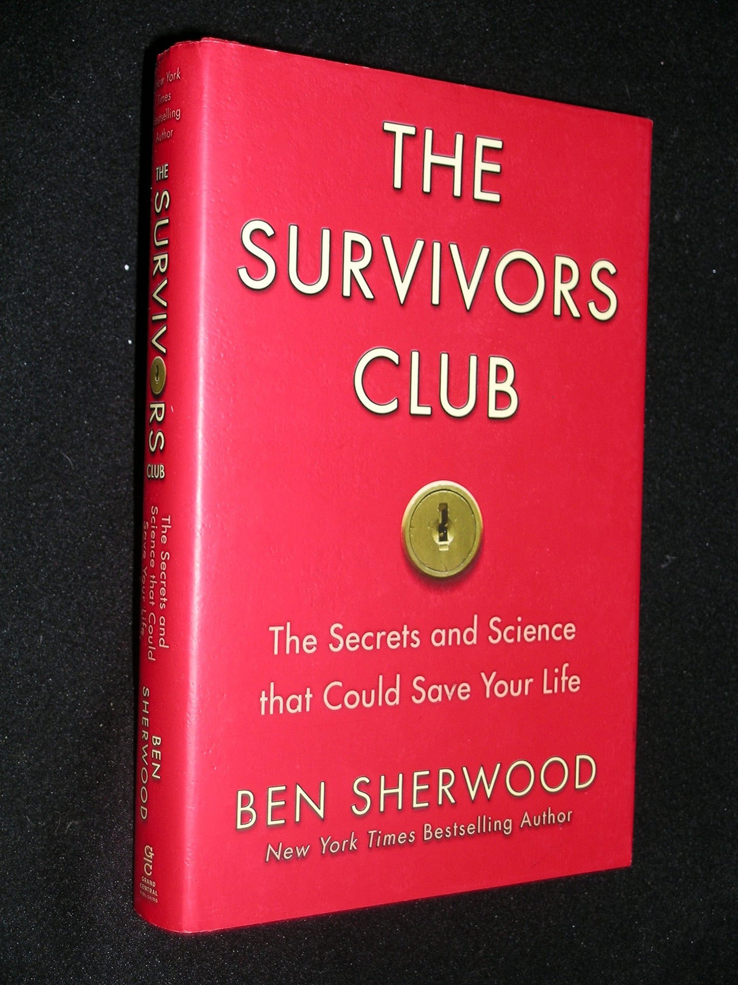 The Survivors Club: The Secrets and Science that Could Save Your Life - 9589